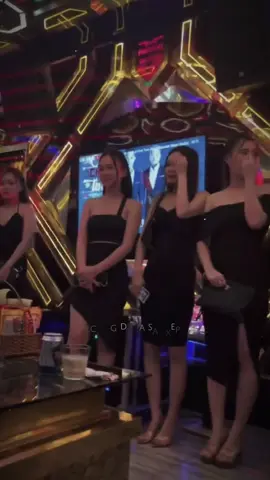 Anh có thấy e vất vả không, vừa phải đi kiếm tiền lại phải kiếm anh nữa #karaokelevel #viralvideo 