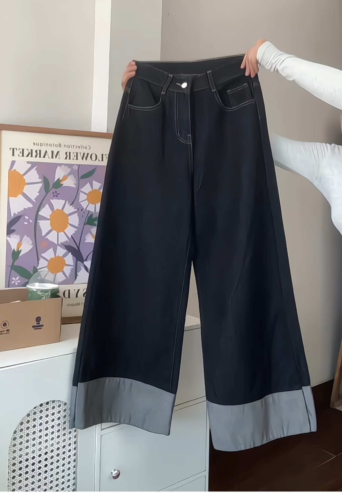 Quần Jean Ống Rộng Lật Gấu #xuhuongtiktok #thinhhanh #capcut #xuhuong #quanjeannu 