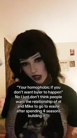 I’d much rather have this in a scene with Robin and Vickie SUE ME!! #fyp #strangerthings #hottake #strangerthings5 #80s 