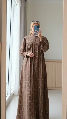 ✨ Gamis Cantik, Nyaman & Elegan! ✨ Tampil anggun setiap hari dengan Iliana Dress by Ziya 🌸 ✅ Bahan Rayon Twill Premium – adem & jatuh lembut ✅ Model longgar & nyaman, cocok untuk busui & bumil ✅ Desain simple tapi elegan, bisa untuk casual atau acara formal 💃 Tetap modis tanpa ribet, tinggal pakai langsung tampil menawan! #dresscantik #dressmurah #ootdhijab #OOTD #fyp 