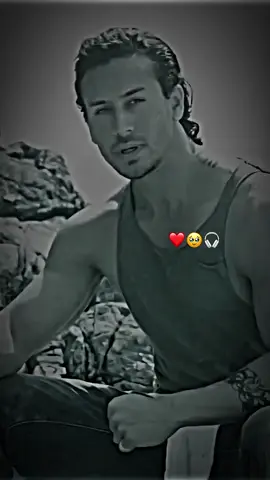 Sab tera 💕#indiatiktok #YAYA03 #jawi_bila🌊❤️ #hindisong #bollywoodsong 