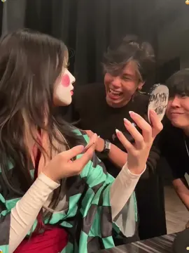 Never laugh when a girl does her makeup 💄 #makeup#justgirythings #happy #funnyvideos #couplegoals  
