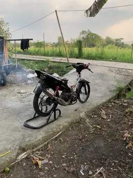 enggin on🔥#pkus69Garage #fizragstyle #yamahaindonesia #speksenangsenang #promoseruweekend 