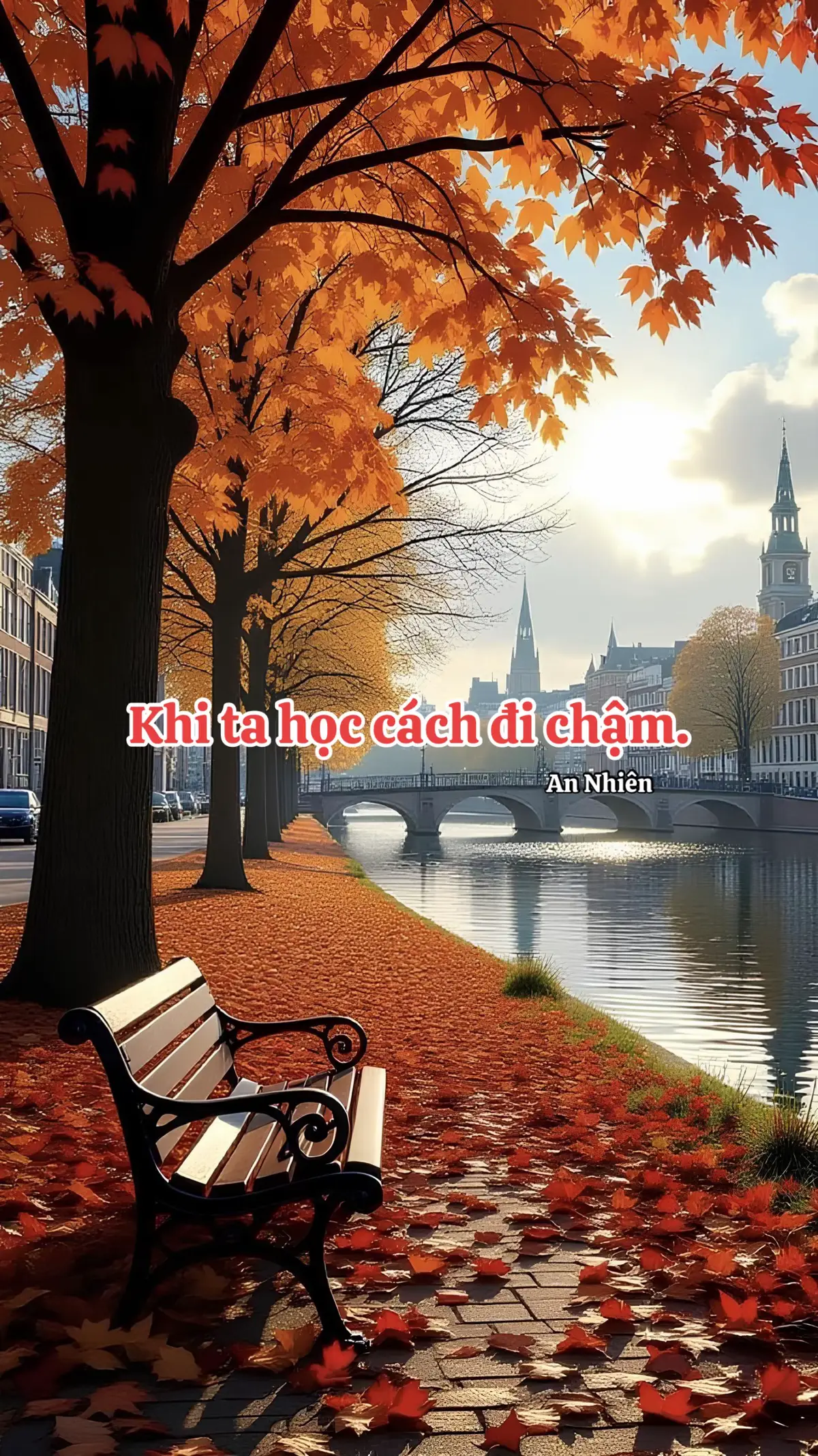 Ở cái tuổi lưng chừng, người ta chẳng còn vội vã như xưa. Đi qua nửa đời người, ta nhận ra chẳng có hạnh phúc nào là trọn vẹn, cũng chẳng có nỗi đau nào là mãi mãi. Mọi thứ rồi cũng nhạt dần, chỉ còn lại lòng mình — tĩnh hay động, bình yên hay bão tố — là do cách ta đối diện. Tuổi lưng chừng dạy ta biết buông. Buông những người đã không còn cùng hướng, buông những điều khiến ta tổn thương, và buông cả những kỳ vọng không còn phù hợp với thực tại. Không phải vì ta yếu mềm, mà vì ta hiểu: nắm chặt mãi một điều đôi khi chỉ khiến tim mình thêm đau. Giữa thế giới xô bồ này, ta chọn sống lặng hơn. Không ồn ào, không phô trương, không cần chứng minh điều gì. Ta chỉ cần một chút an yên, một góc nhỏ cho riêng mình, nơi có tiếng cười thân quen, có ánh sáng dịu dàng len qua khung cửa sổ, và có trái tim vẫn đủ ấm để yêu thương. Tuổi lưng chừng không khiến ta khô cạn cảm xúc, mà khiến ta biết yêu một cách chậm rãi, sống một cách giản đơn, và tha thứ một cách nhẹ lòng. Vì đến cuối cùng, đời người ngắn ngủi lắm — chỉ cần lòng mình an, là đủ. 🍀🍀🍀 #annhien0688 #content #xuhuongtiktok #fyp #foryou 