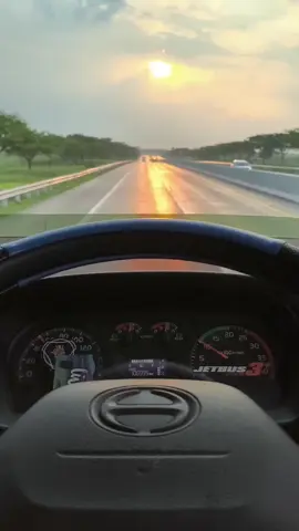 Menuju senja 🙌 #bahanswmu #vibes #senja #storydriver #OrangeGank 