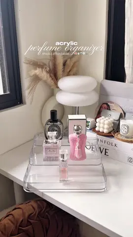 my perfume deserves to be on display 🌷💌 using this acrylic organizer 🤍 #acrylicorganizer #organizer #acrylic #organization #fyp 