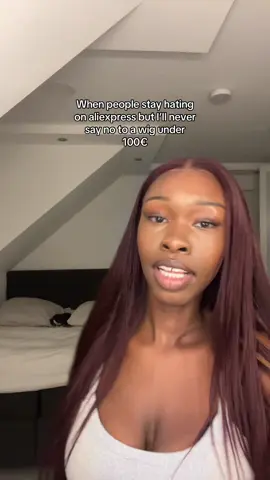Konnte nicht ernst bleiben man 😭 #aliexpress #wiginfluencer #wig #burgundyhair  