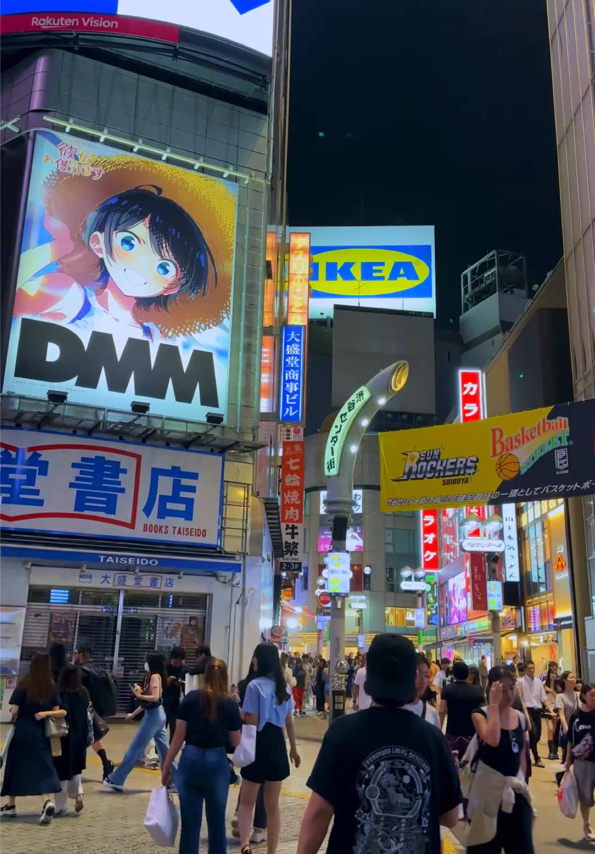 Night Vibes in Shibuya😍 #japan #japanvibes #shibuya #pasilyo #dreamcountry 