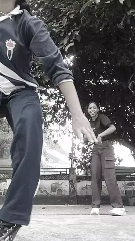 @icel sah😁☝🏻 #dance #school #fyp #foryou #xyzbca 