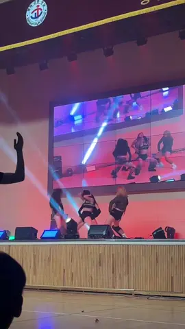 남고에서 워터밤하는 찬조팀💦 #연합댄스팀 #비벨벳베일 #중산고등학교#중사ᄂ고등학교p 