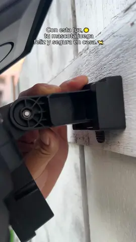 Ahorra lana y mantén tu casa bien iluminada.#outdoorlights #solarlights #tuffenough #lights 