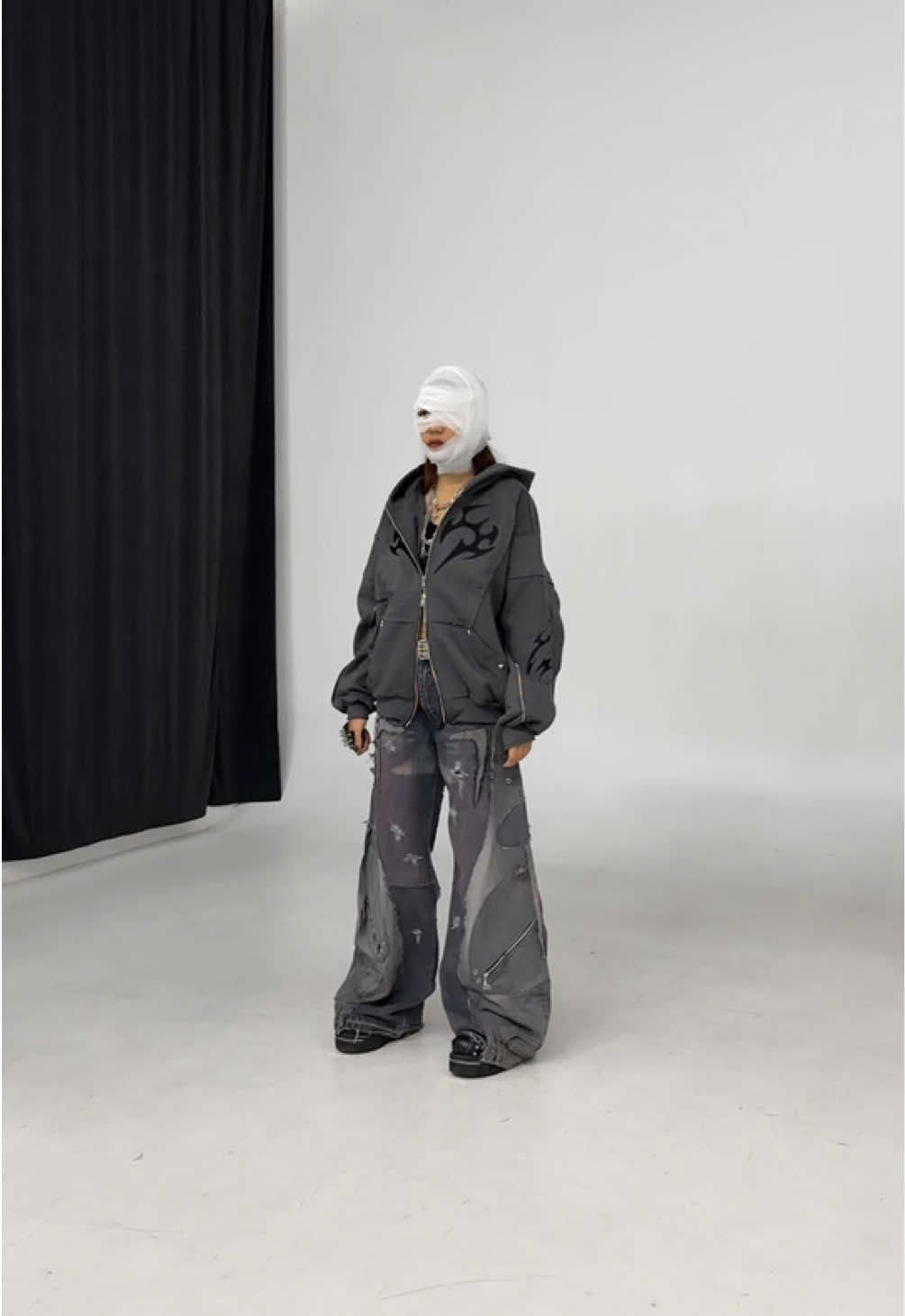 Damon hoodie here!! #amerta #amertanslook 