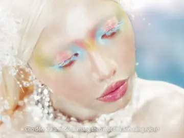 Phùng Khánh Linh hoá thần trong Jacket Flim 'GIỮA MỘT VẠN NGƯỜI' #PHUNGKHANHLINH #GIUAMOTVANNGUOI #fyp #EMDAU