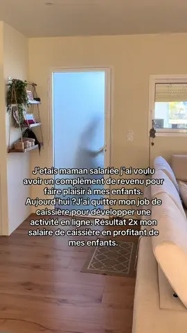 500 € en complément de revenu m’aurait suffi et puis j’ai remarqué que mes enfants me manquaient. Alors j’ai décidé de quitter mon travail pour me lancer en ligne. Résultat, j’ai doublé mon revenu de caissière en profitant de mes enfants. Pourquoi pas toi ?#mamanalamaison #astucemaman #complementderevenu #decision 