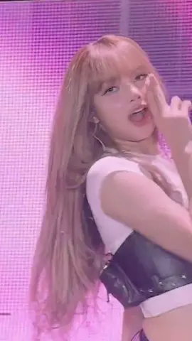 #blackpink #blackpinkkaohsiung #blackpinkdeadline #deadlinekaohsiung #lisa 