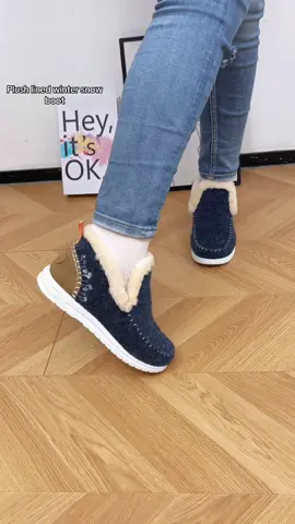 Warm plush winter slipon ankle boot#viralboots #trendyboots #womenboots #winterboots #sliponshoes #wintershoes #plushshoes #warmshoes #comfyshoes #tiktokmademebuyit #tiktokshopblackfriday #tiktokshopcybermonday #spotlightfinds 