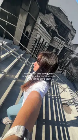 Sabes cómo? 😏 #fyp #GymTok #Fitness #gimnasio #gym #GymLife #fitnesslife #gymtips #gymgirl #gymrat #fitnesstips #humor #escaleras #stairs #gymmemes #gluteos #glutes 