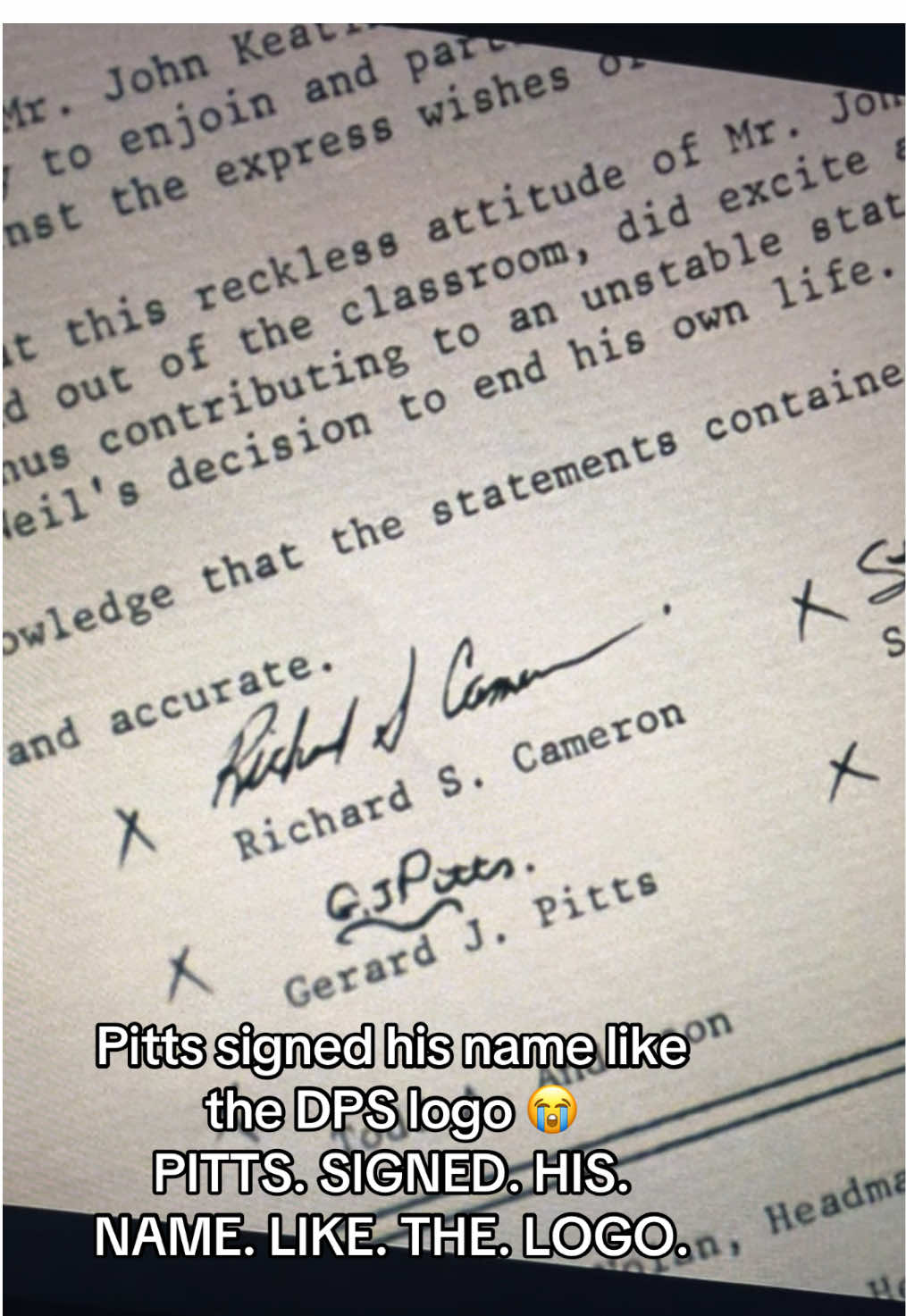 Does anyone else see it or am I tweaking? I just noticed this..  [ #fyp #deadpoetssociety #dps #gerardpitts #neilperry ]