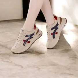 รองเท้าวิ่งผู้หญิง ,รองเท้าผ้าใบพื้นผิวหนั, พลัสไซส์,แฟชั่นใหม่ฤดูใบไม้ผลิ2025,สไตล์ลำลอง,สำหรับผู้หญิง