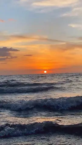 Kata-katanya kak?  #fypシ゚ #sunset #pantaibosowamakassar #makassar #fyppppppppppppppppppppppp 