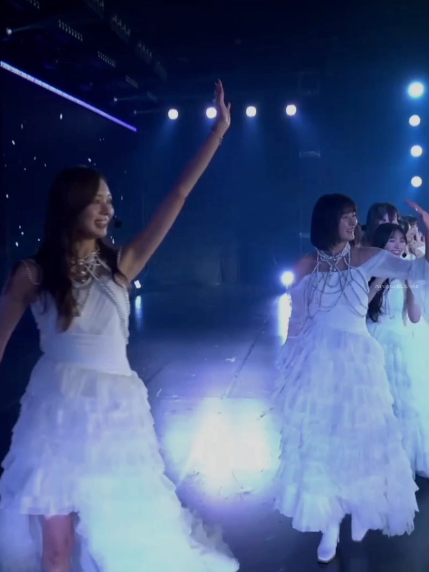 最後のひなのお辞儀が綺麗 でも特別な事ではなくこれが日常 それが乃木坂46 #乃木坂 #乃木坂46 #遠藤さくら  #nogi #賀喜遥香 