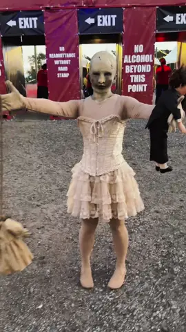 The Queen is back #screamageddon2025 #horrorpark 