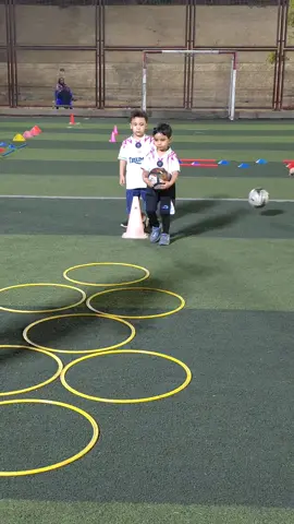 نواصل التدريبات بكل جدية، وبتركيز أكبر 🔝 جيل المستقبل يصنع أولى خطواته بكل بثقة وإصرار💪🏻 