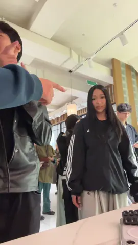 @Тгк: бахонины 