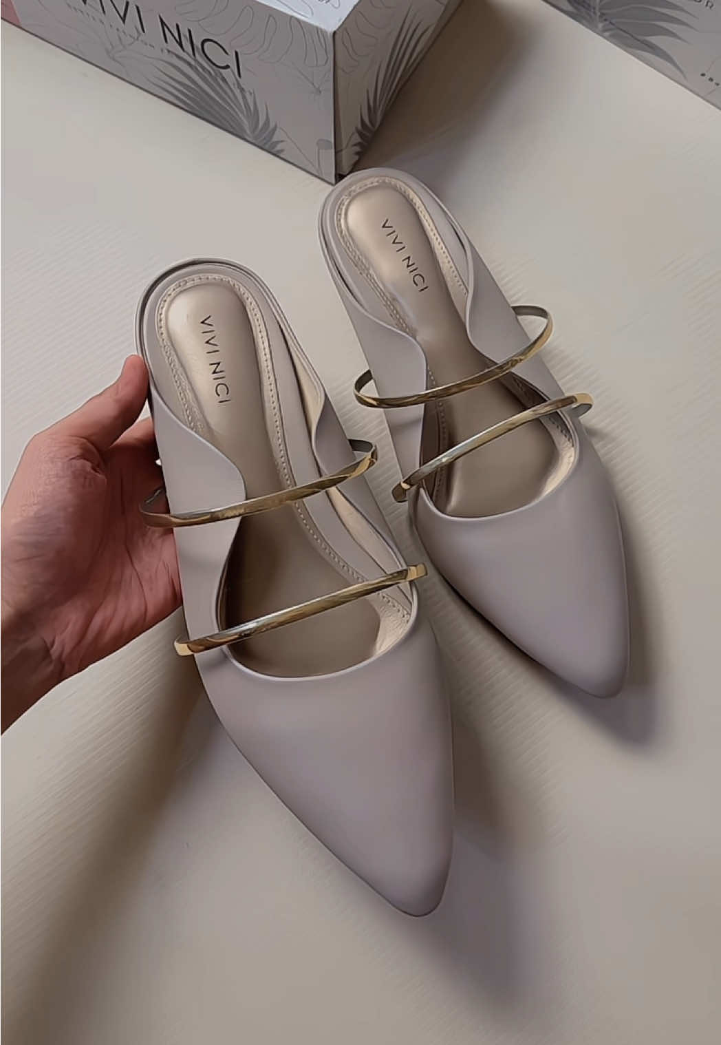 Super cakep elegant ✨🏆👏🏻 #heelsimport #sandalheels #heelswanita #heelspremium 