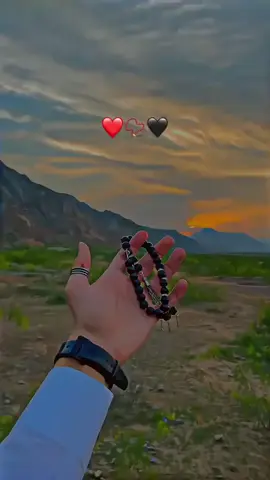 Ek bar rab mil jai to 🤡❤️‍🩹🪽 #vrial_video #foryoupageofficiall #vrial_video_tiktok_ #jaanbhatti228 #underreview 