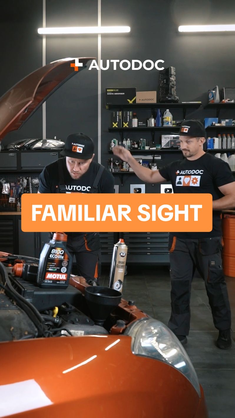 When the boss is watching 👀 #mechanic #funny #laugh #garage #boss 