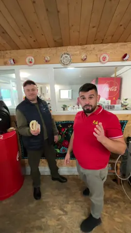 @octavianmatis255 Toppp sunt placintele de la Marisel! #laculbelis #marisel #clatitarescu #fy #ps 