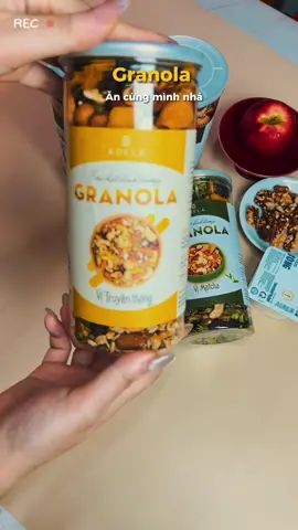 Chỉ 30 giây để chuẩn bị bữa sáng#granola #adela #viral  