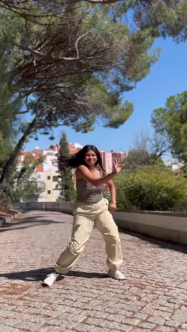 Blockbuster | ChoreoMaati #dance #dancechallenge #dancecover #fyp #treanding 