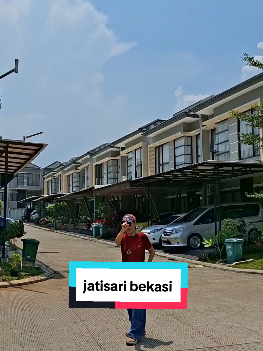 Rumah hook yg cantik Tinggal 1 unit saja lokasi strategis bebas banjir DM for info 0818 82821968 #carirumah #inforumah #rumahjatiasih #rumahbekasi #rumahsiaphuni 