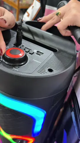 Loa bluetooth kèm mic hát karaoke #loa #loabluetooth #loakaraoke #trachanh89 #TikTokAwardsVN 