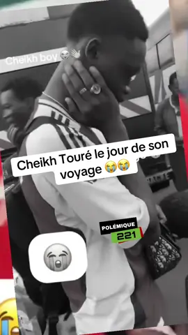 Cheikh Touré le jour de son voyage 😭😭😭