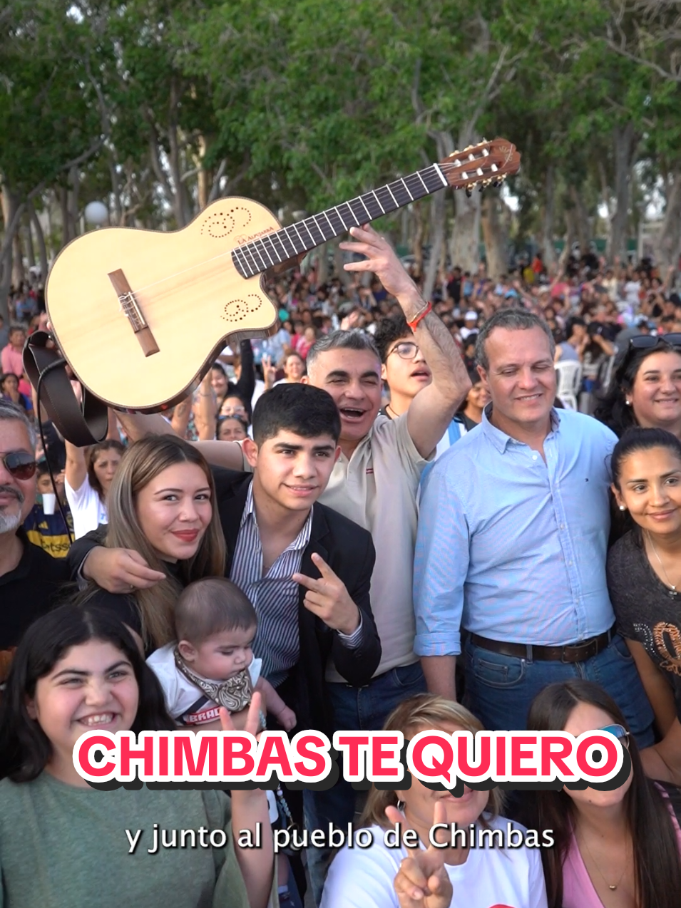CELEBRAMOS CON LAS MADRES EN VILLA OBSERVATORIO Compartimos una tarde hermosa junto a las madres en Villa Observatorio, en este mes tan especial donde reconocemos a quienes son el corazón de cada familia. Las madres son las que sostienen, acompañan y luchan todos los días, incluso en los momentos más difíciles. Gracias de corazón a todas las que se acercaron a compartir este encuentro, por su cariño y por hacernos sentir una vez más el calor de nuestra gente. También gracias a Jaime Muñoz, El Yeyo y Los Genios, que con su música y alegría hicieron de esta celebración un momento inolvidable. Porque en Chimbas Te Quiero, la unión y el amor familiar siempre nos llenan de fuerza para seguir adelante. #FuerzaSanJuan  #chimbastequiero 