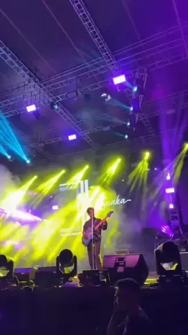 Merayu Tuhan || Event abang Tri Suaka dan TS Squad malam ini di Dare To Fest Music Festival,De Tjolomadoe.. @trisuakaofficial_ @daretofest  #trisuaka #event #konsermusik #solo #viralfyp 
