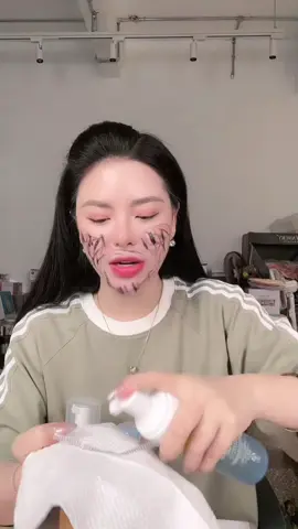 Toner mà sạch cỡ này thì da làm gì biết mụn #tonerpeacholic #mailystyle #mailystyleshop #mailyofficial 