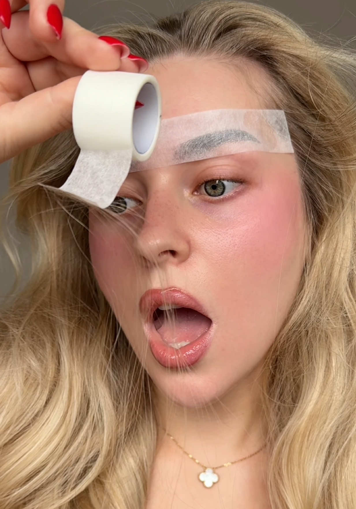 so i accidentally cut some of my hair doing this, was it worth it? i dont know 🤣  what i used: @Mehron Makeup black & white face paint sticks  @Anastasia Beverly Hills translucent loose powder  @KASH Beauty precision paint in solar  @Crazy Lenses eye contacts  #makeup #halloweenmakeup #halloweenideas #halloweenhacks #makeuphacks 