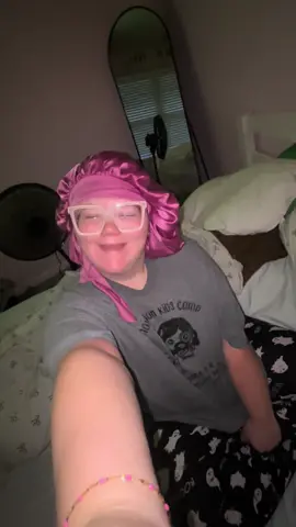 6:45 morning vlog!!  @Innisfree US @theBalm cosmetics @Good Molecules @Sun Bum #morning #morningroutine #morningvlog #goodmorning #morningmotivation 