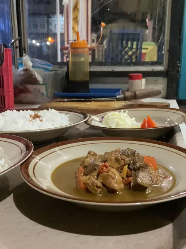 tongseng tanpa sayur request bapak langanan 😊 #fyp #kulinersukoharjo #satekambing #soundviral #tongsengkambing 