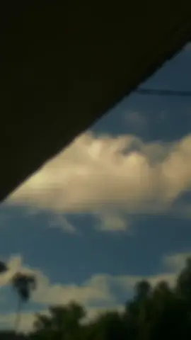 Sedikit kata2 malam ini boy,untuk Rindiani 😁☕️🚬 #fypシ゚ #song #rindiani #slowrock #pop #music #mlaysia #indonesia🇮🇩 