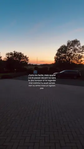 Ma meilleure amie me  manque@𝐋𝐫𝐬_𝐯𝐫𝐜  