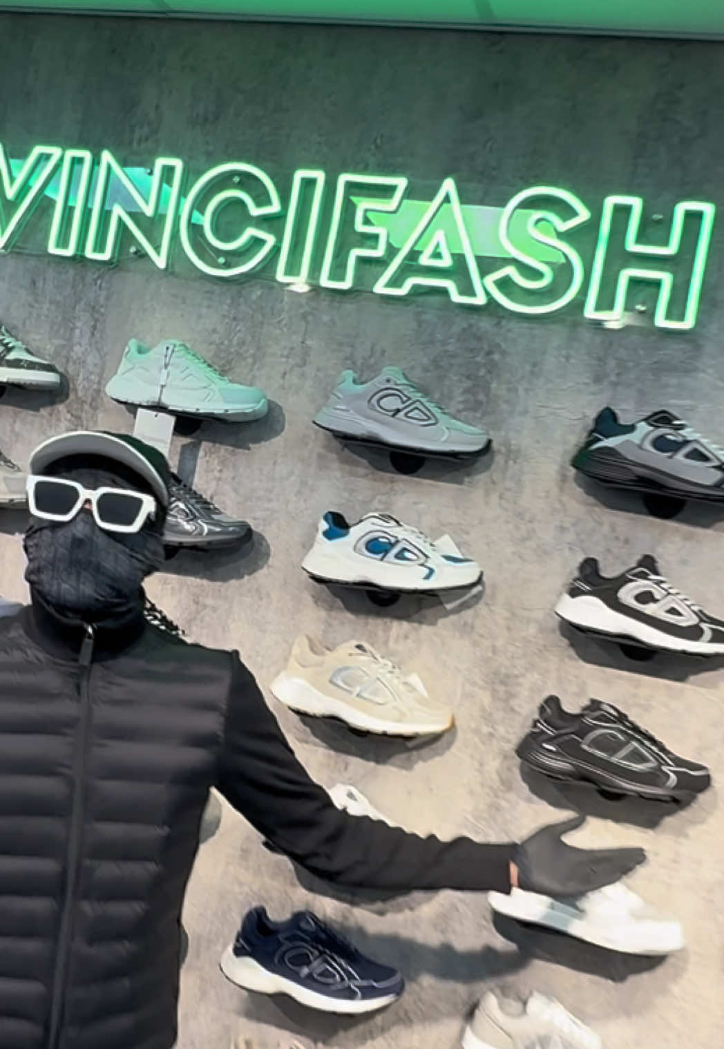 Ride or die with @CEObridget 🥷 #voorjou