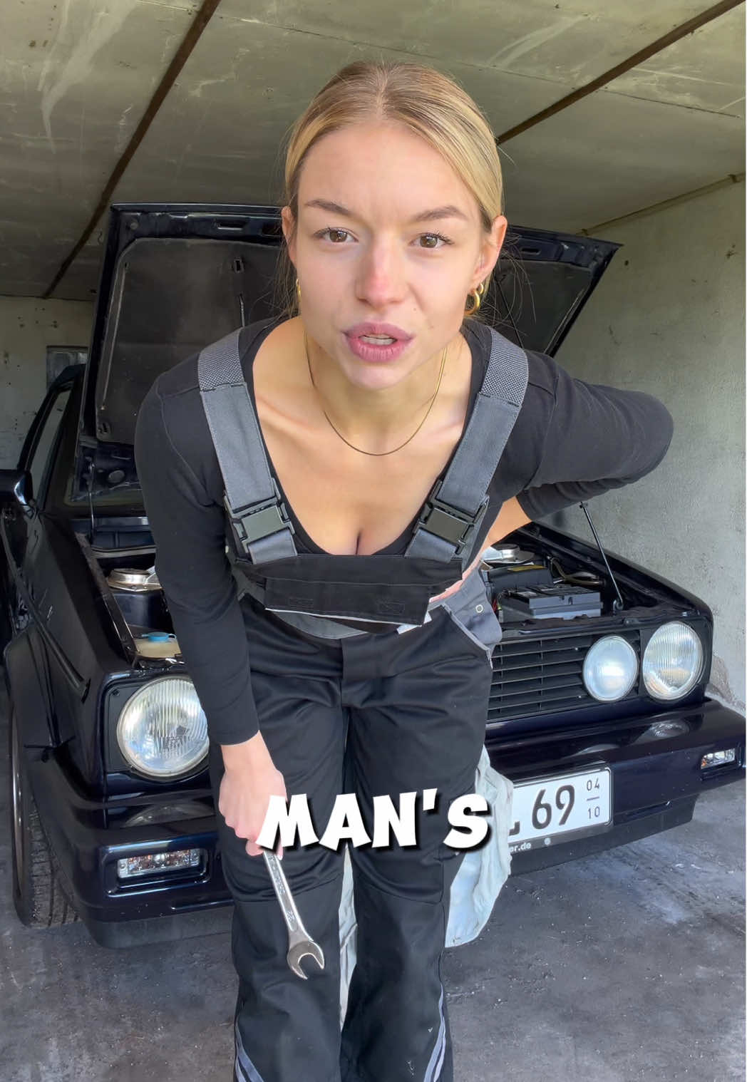 Was ist euer Traumauto?🚘🇩🇪 Ich will alles wissen 😍😍 #fy #viral #comedy #ostdeutschland 