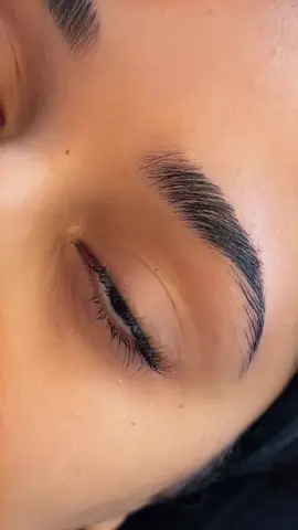 ✨ Zeg dag tegen mascara en hallo tegen perfecte wimpers & wenkbrauwen! ✨ Bij RB Beauty By Rania bieden we: 💖 Lash Botox – voor volume, krul, hydratatie en wimpers die 6–8 weken stralen 💖 Brow Lamination – voor volle, perfect gevormde en gladde wenkbrauwen Wil je dit ook? Check @rb.beautybyrania voor meer! 💫 #LashBotox #fyp #RBBeautyByRania #WimperGoals #lashes    