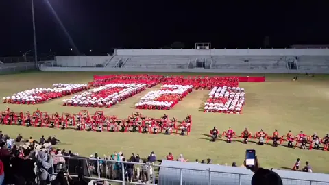 latihan ke-3 gabungan dari seluruh peserta GS semoga nanti pas acara tgl 25 lancar semuanya #gandrungsewu #stadiundiponegoro  #banyuwangi 