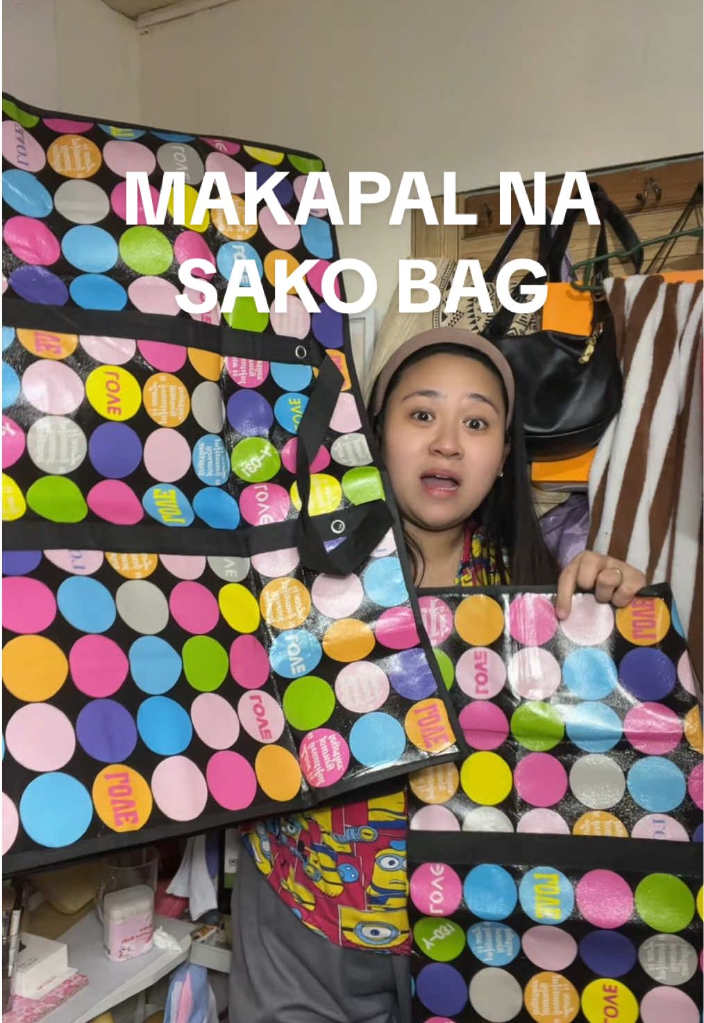 Makapal, matibay na sako bag  at may zipper pa! 🛍️🛍️ Pili na po kayo 🤗🤗✨✨ #sakobagwithzippers   #sakobagnamakapal #storagebag #sakobag #bag 